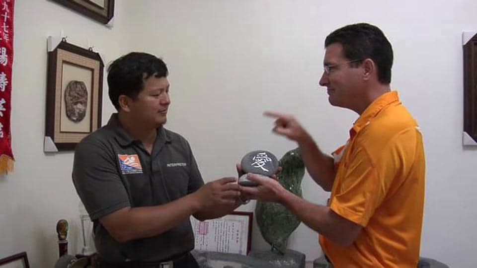 Taiwan: Deaf Stone Carver