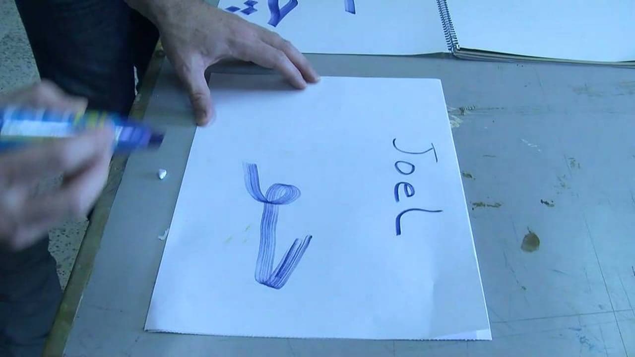 Dubai Deaf Artist