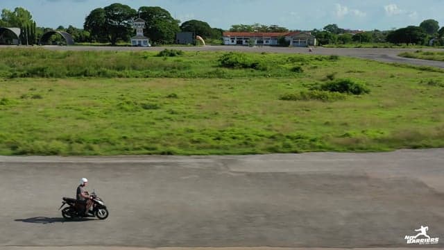 Cambodia: Abandoned Battambang Airport