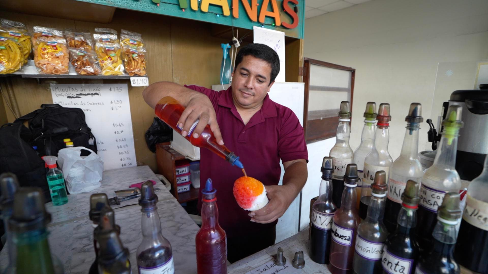 El Salvador: Deaf Shave Ice Owner