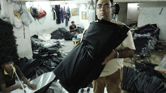 Delhi: Deaf Umbrella Maker